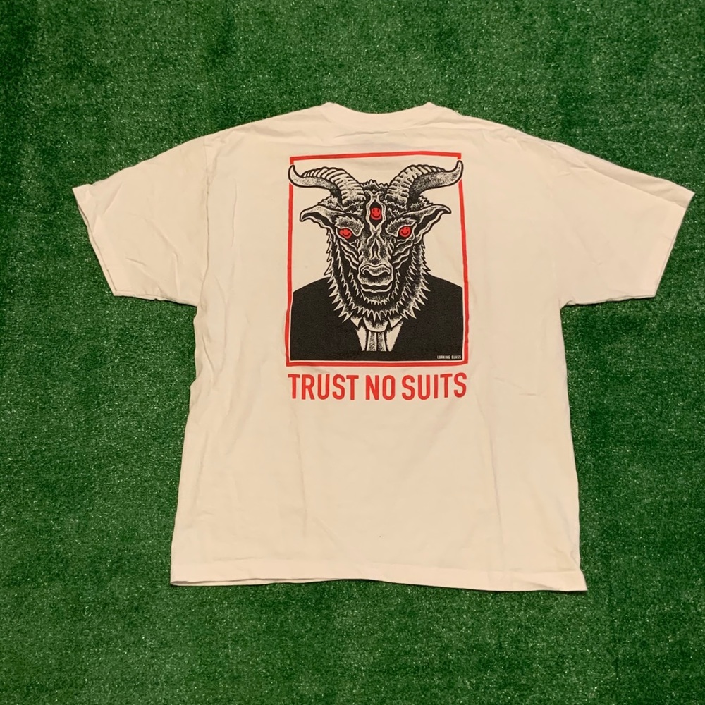 Lurking class shirt xL